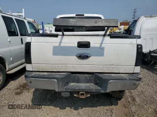 2015 Ford F-350 Platinum z VIN 1FT8W3BT8FEC96133, wystawiony jako Copart lot #58993575 z przebiegiem 207 655 mil mil oraz Szkoda całkowita • Salvage title. Historia ofert i sprzedaży dostępna na DreamBid. Obrazek 6.