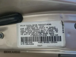 2001 Toyota Camry CE z VIN 4T1BG22KX1U774132, wystawiony jako Copart lot #57632885 z przebiegiem 179 771 mil mil oraz Szkoda całkowita • Salvage title. Historia ofert i sprzedaży dostępna na DreamBid. Obrazek 12.