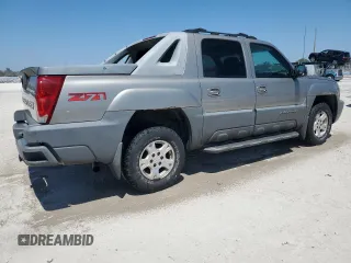 2002 Chevrolet Avalanche with VIN 3GNEK13T72G156912, listed as a Copart auction lot 55011765 with 176,766 mi miles and Clean Title. Bid and sale history available at carsss.com. Image 3.