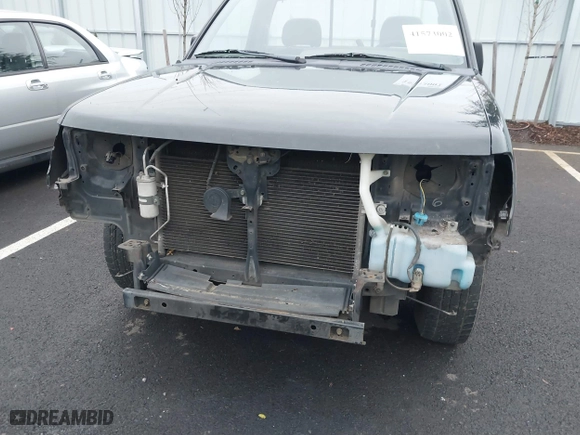 2000 Nissan Frontier 2WD XE with VIN 1N6DD21S5YC399416, listed as a IAAI auction lot 41573002 with 158,198 mi miles. Bid and sale history available at carsss.com. Image 6.