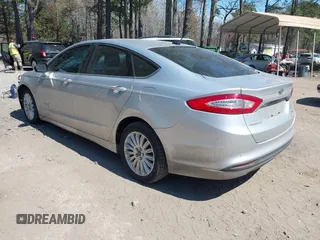 2014 Ford Fusion SE Hybrid with VIN 3FA6P0LU3ER251631, listed as a IAAI auction lot 41917855 with 88,076 mi miles. Bid and sale history available at carsss.com. Image 3.
