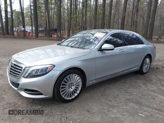 2015 Mercedes-Benz S-Class S 550 with VIN WDDUG8CBXFA151686, listed as a IAAI auction lot 41770180 with 132,516 mi miles. Bid and sale history available at carsss.com. Image 18.