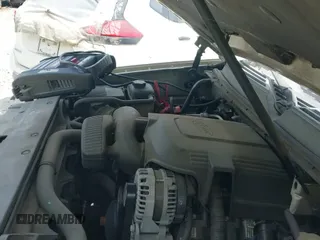 2013 Chevrolet Tahoe LTZ z VIN 1GNSKCE0XDR315541, wystawiony jako IAAI lot #43013892 z przebiegiem 258 862 mil mil oraz . Historia ofert i sprzedaży dostępna na DreamBid. Obrazek 22.