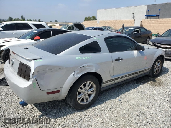 2007 Ford Mustang Deluxe с VIN 1ZVFT80N875282300, выставлен на аукционе Copart как лот 58549175 с пробегом 157 176 миль миль и Списание • Salvage title. История ставок и продаж доступна на DreamBid. Изображение 3.