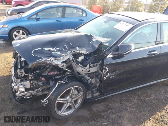 2015 Mercedes-Benz C-Class C 300 Luxury with VIN 55SWF4KBXFU003270, listed as a IAAI auction lot 41775482 with 115,853 mi miles. Bid and sale history available at carsss.com. Image 6.