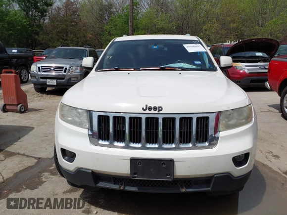 2012 Jeep Grand Cherokee Laredo with VIN 1C4RJFAG8CC124877, listed as a IAAI auction lot 41940603 with 254,356 mi miles. Bid and sale history available at carsss.com. Image 12.
