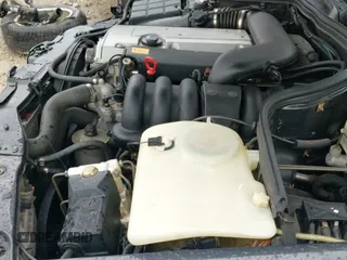 1995 Mercedes-Benz C 2.8L z VIN WDBHA28E7SF262334, wystawiony jako IAAI lot #42618540 z przebiegiem 124 770 mil mil oraz . Historia ofert i sprzedaży dostępna na DreamBid. Obrazek 19.