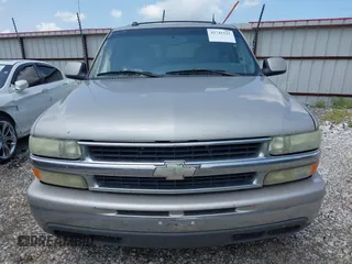2004 Chevrolet Tahoe LT with VIN 1GNEC13Z84R155532, listed as a IAAI auction lot 42741525 with 290,815 mi miles and . Bid and sale history available at DreamBid. Image 6.