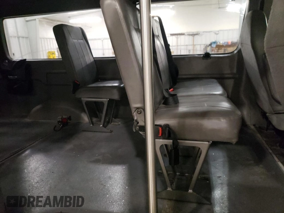 2008 Ford Econoline Cargo Commercial with VIN 1FTNS24W88DB46242, listed as a Copart auction lot 81156774 with 43,636 mi miles and Clean Title. Bid and sale history available at DreamBid. Image 11.