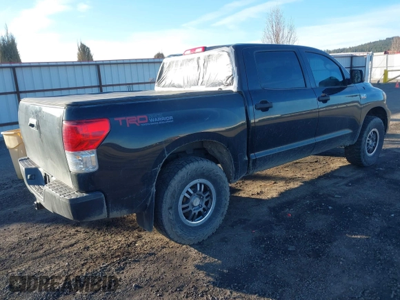 2011 Toyota Tundra z VIN 5TFDY5F16BX205128, wystawiony jako IAAI lot #41688258 z przebiegiem 124 125 mil mil oraz . Historia ofert i sprzedaży dostępna na DreamBid. Obrazek 4.