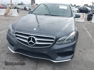 2014 Mercedes-Benz E-Class E 250 BlueTEC Luxury with VIN WDDHF0EB6EA942847, listed as a IAAI auction lot 41631294 with 48,650 mi miles. Bid and sale history available at carsss.com. Image 12.