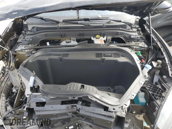 2024 Ford Mustang Mach-E Premium z VIN 3FMTK3R78RMA23282, wystawiony jako Copart lot #88931835 z przebiegiem Nie podano mil oraz Szkoda całkowita • Salvage title. Historia ofert i sprzedaży dostępna na DreamBid. Obrazek 12.