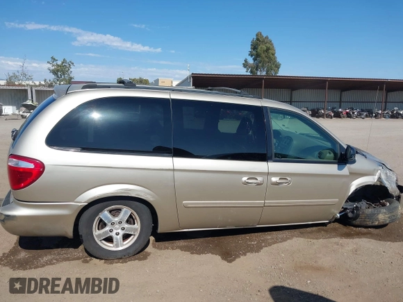 2005 Dodge Caravan SXT with VIN 2D8GP44L05R459369, listed as a IAAI auction lot 42638057 with 76,777 mi miles and . Bid and sale history available at DreamBid. Image 13.