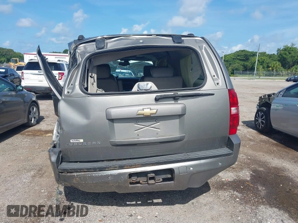 2007 Chevrolet Suburban LS with VIN 1GNFC16J77R260500, listed as a IAAI auction lot 42787990 with 167,163 mi miles and . Bid and sale history available at DreamBid. Image 17.