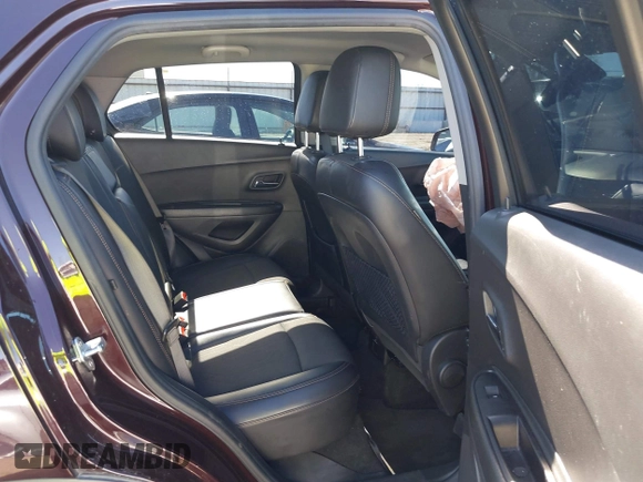 2021 Chevrolet Trax LT with VIN KL7CJPSM1MB360646, listed as a IAAI auction lot 41629430 with 84,854 mi miles. Bid and sale history available at carsss.com. Image 8.