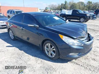 2013 Hyundai Sonata Limited with VIN 5NPEC4AC0DH665678, listed as a IAAI auction lot 40858009 with 108,303 mi miles and . Bid and sale history available at carsss.com. Image 1.