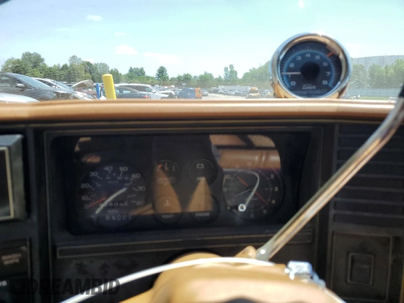 1978 Chevrolet Monte Carlo with VIN 1Z37U81479578, listed as a Copart auction lot 63252805 with 68,608 mi miles and Clean title. Bid and sale history available at DreamBid. Image 9.