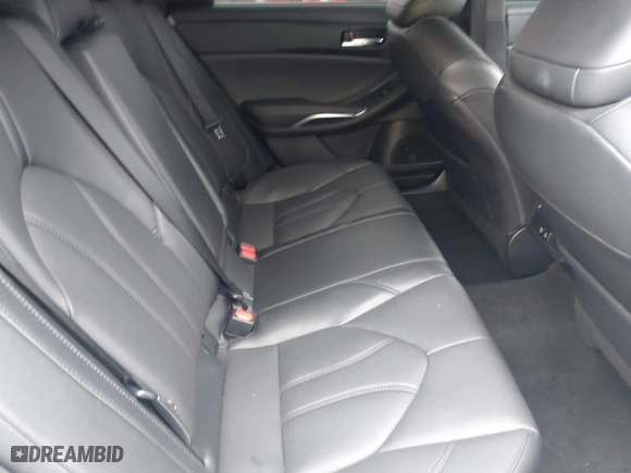 2022 Toyota Avalon XLE with VIN 4T1JZ1FB2NU073049, listed as a IAAI auction lot 41506550 with 52,073 mi miles. Bid and sale history available at carsss.com. Image 8.