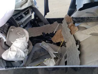 2022 Lexus UX 250h z VIN JTHX9JBHXN2060665, wystawiony jako Copart lot #72070644 z przebiegiem Nie podano mil oraz Szkoda całkowita • Salvage title. Historia ofert i sprzedaży dostępna na DreamBid. Obrazek 7.