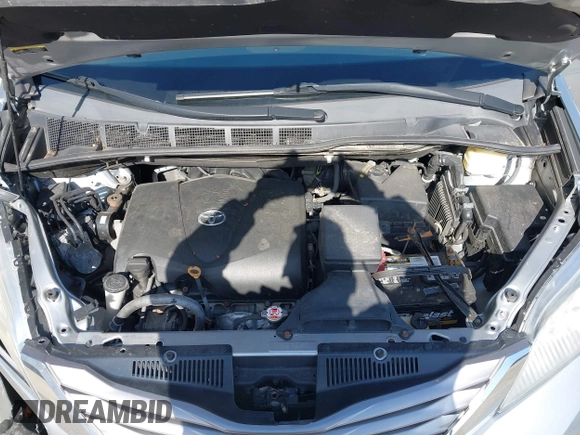 2017 Toyota Sienna XLE Auto Access Seat with VIN 5TDYZ3DC2HS832530, listed as a IAAI auction lot 42234427 with 73,877 mi miles and . Bid and sale history available at DreamBid. Image 10.