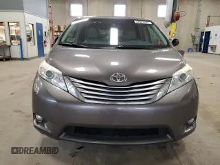2011 Toyota Sienna XLE AAS with VIN 5TDYK3DCXBS028505, listed as a Copart auction lot 52927885 with 240,646 mi miles and Salvage Title. Bid and sale history available at DreamBid. Image 5.