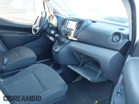 2021 Nissan NV200 SV z VIN 3N6CM0KN8MK706221, wystawiony jako IAAI lot #41032178 z przebiegiem Nie podano mil oraz . Historia ofert i sprzedaży dostępna na DreamBid. Obrazek 5.