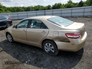 2010 Toyota Camry z VIN 4T1BF3EK7AU541572, wystawiony jako Copart lot #60035335 z przebiegiem 171 041 mil mil oraz Szkoda całkowita • Salvage title. Historia ofert i sprzedaży dostępna na DreamBid. Obrazek 2.