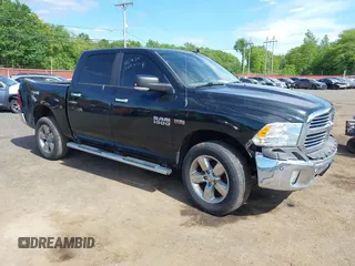 2017 Ram 1500 Big Horn z VIN 3C6RR7LT4HG675411, wystawiony jako IAAI lot #42307497 z przebiegiem 193 289 mil mil oraz . Historia ofert i sprzedaży dostępna na DreamBid. Obrazek 1.