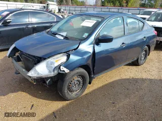 2016 Nissan Versa SV with VIN 3N1CN7APXGL849619, listed as a IAAI auction lot 41046452 with 88,500 mi miles. Bid and sale history available at carsss.com. Image 2.
