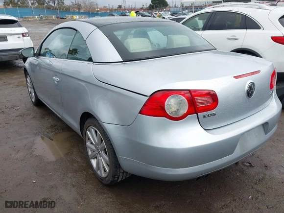 2009 Volkswagen Eos Komfort with VIN WVWBA71F29V016167, listed as a IAAI auction lot 41521053 with NaN miles. Bid and sale history available at carsss.com. Image 3.