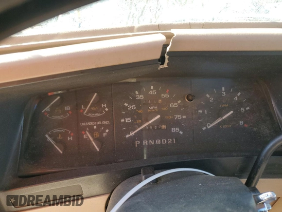 1992 Ford Ranger with VIN 1FTCR10A3NTA81065, listed as a Copart auction lot 74002434 with 9,827 mi miles and Salvage Title. Bid and sale history available at carsss.com. Image 9.