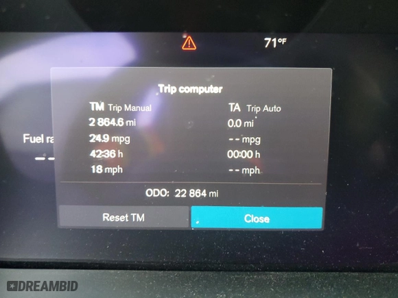2024 Volvo XC60 Plus Dark Theme with VIN YV4L12RL5R1744782, listed as a Copart auction lot 82366034 with 22,864 mi miles and Salvage Title. Bid and sale history available at carsss.com. Image 9.
