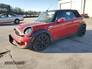 2013 MINI Convertible S с VIN WMWZP3C50DT550554, выставлен на аукционе Copart как лот 88415495 с пробегом 95 295 миль миль и Списание • Salvage title. История ставок и продаж доступна на DreamBid. Изображение 1.
