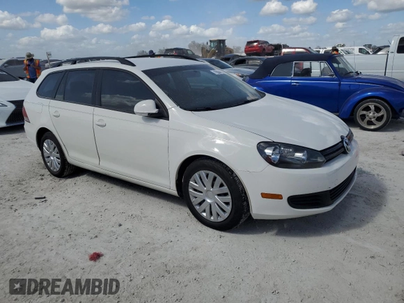 2014 Volkswagen Jetta SportWagen S with VIN 3VWPP7AJ3EM602242, listed as a Copart auction lot 75044534 with 61,559 mi miles and Non Repairable. Bid and sale history available at carsss.com. Image 4.