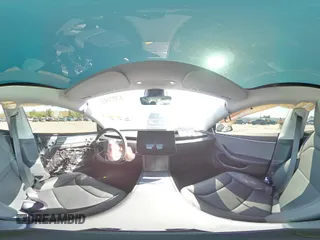 2025 Tesla Model 3 Long Range z VIN 5YJ3E1EA0SF931348, wystawiony jako Copart lot #57074935 z przebiegiem 2 153 mil mil oraz Szkoda całkowita • Salvage title. Historia ofert i sprzedaży dostępna na DreamBid. Obrazek 15.