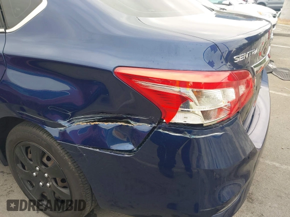 2017 Nissan Sentra SR z VIN 3N1AB7AP4HY398157, wystawiony jako IAAI lot #42201264 z przebiegiem 74 131 mil mil oraz . Historia ofert i sprzedaży dostępna na DreamBid. Obrazek 6.