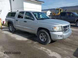 2008 Dodge Dakota SLT z VIN 1D7HW48NX8S507566, wystawiony jako IAAI lot #41373343 z przebiegiem 77 674 mil mil oraz . Historia ofert i sprzedaży dostępna na DreamBid. Obrazek 1.