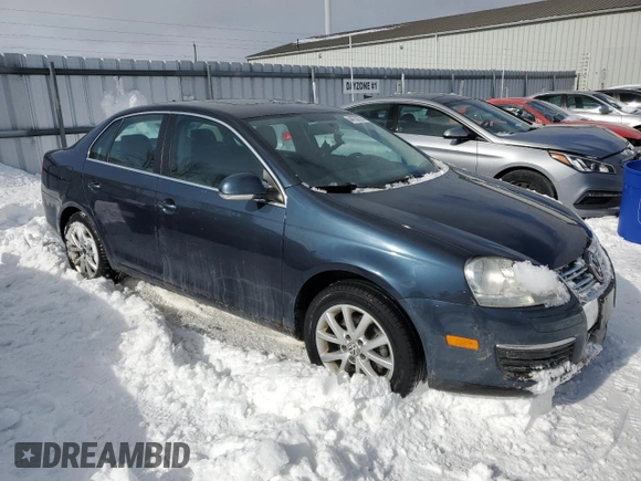 2010 Volkswagen Jetta z VIN 3VWHX7AJ3AM134849, wystawiony jako Copart lot #44730325 z przebiegiem 316 740 mil mil oraz Czysty tytuł • Clean title. Historia ofert i sprzedaży dostępna na DreamBid. Obrazek 4.