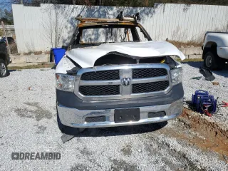 2017 Ram 1500 Tradesman z VIN 3C6JR6DT9HG631829, wystawiony jako Copart lot #48333395 z przebiegiem Nie podano mil oraz Nie do naprawy • Non repairable. Historia ofert i sprzedaży dostępna na DreamBid. Obrazek 5.