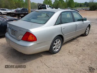 2001 Toyota Avalon XL with VIN 4T1BF28B31U130675, listed as a IAAI auction lot 42006171 with 156,261 mi miles and . Bid and sale history available at DreamBid. Image 4.