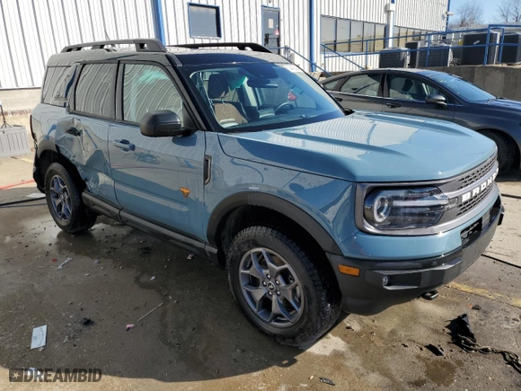 2022 Ford Bronco Sport Badlands with VIN 3FMCR9D92NRE34066, listed as a Copart auction lot 44433435 with NaN miles and Salvage Title. Bid and sale history available at carsss.com. Image 4.
