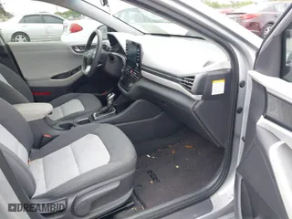 2020 Hyundai Ioniq Hybrid Blue with VIN KMHC65LC9LU234693, listed as a IAAI auction lot 41354279 with 69,543 mi miles. Bid and sale history available at carsss.com. Image 5.