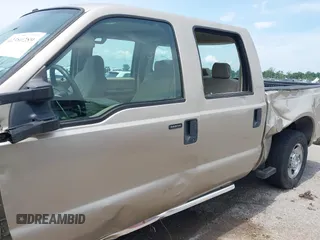 2008 Ford F-250 XL z VIN 1FTSW21R78EB62299, wystawiony jako IAAI lot #42380289 z przebiegiem 101 675 mil mil oraz . Historia ofert i sprzedaży dostępna na DreamBid. Obrazek 6.