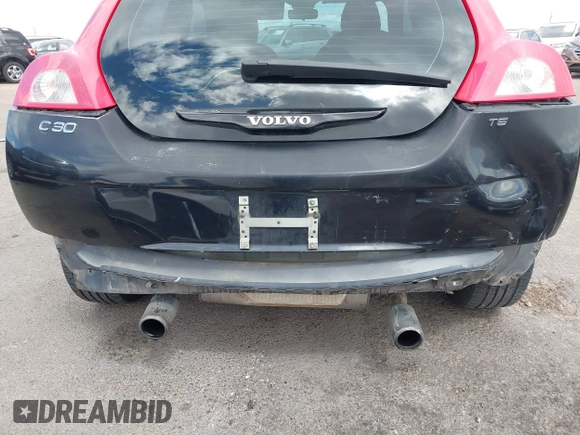 2008 Volvo C30 Version 1.0 with VIN YV1MK672282080529, listed as a IAAI auction lot 42170942 with 122,107 mi miles and . Bid and sale history available at DreamBid. Image 6.