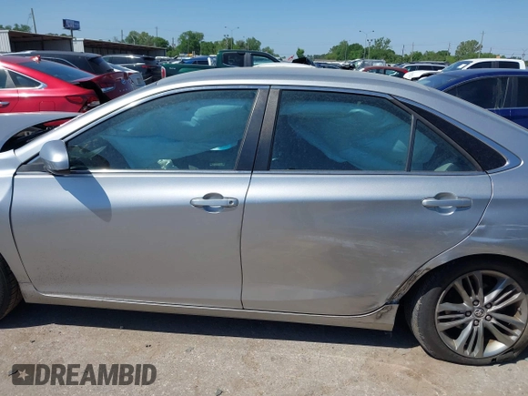 2015 Toyota Camry XLE with VIN 4T1BF1FK9FU109916, listed as a IAAI auction lot 41985371 with 113,357 mi miles. Bid and sale history available at carsss.com. Image 14.