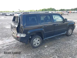 2009 Jeep Patriot Sport z VIN 1J4FT28A99D194991, wystawiony jako IAAI lot #42240537 z przebiegiem 213 517 mil mil oraz . Historia ofert i sprzedaży dostępna na DreamBid. Obrazek 4.