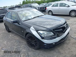 2012 Mercedes-Benz C 250 Sport z VIN WDDGF4HB6CA605476, wystawiony jako IAAI lot #42315175 z przebiegiem 216 209 mil mil oraz . Historia ofert i sprzedaży dostępna na DreamBid. Obrazek 1.