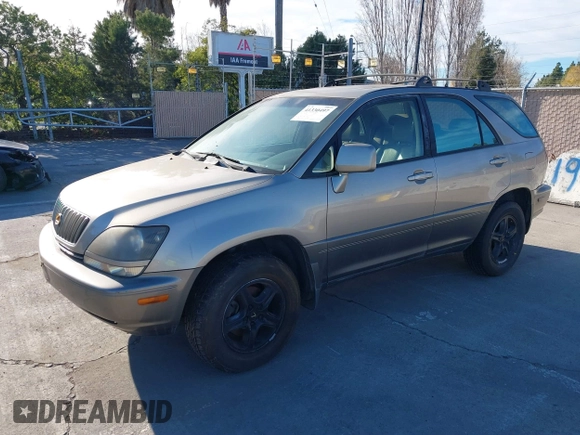 1999 Lexus RX 300 Luxury SUV with VIN JT6HF10UXX0055700, listed as a IAAI auction lot 41330497 with 203,087 mi miles. Bid and sale history available at carsss.com. Image 2.