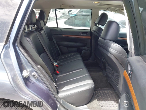 2013 Subaru Outback Limited с VIN 4S4BRDPC9D2258352, выставлен на аукционе IAAI как лот 42797044 с пробегом 202 491 миль миль и . История ставок и продаж доступна на DreamBid. Изображение 8.