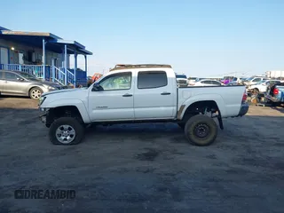 2014 Toyota Tacoma with VIN 5TFLU4EN7EX091618, listed as a IAAI auction lot 41774286 with Not Provided miles and . Bid and sale history available at DreamBid. Image 14.